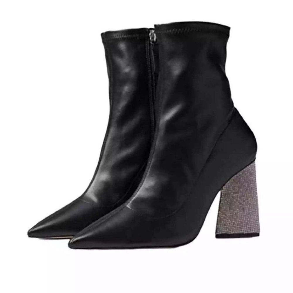 🖤Forever 21 Black Ankle Boots with Glitter Diamond Heels